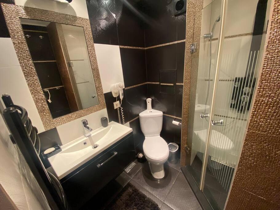 Lovely 1-Bedroom Apartament With Free Parking Sofia Exterior photo