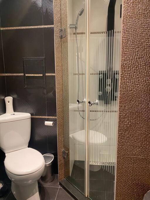 Lovely 1-Bedroom Apartament With Free Parking Sofia Exterior photo